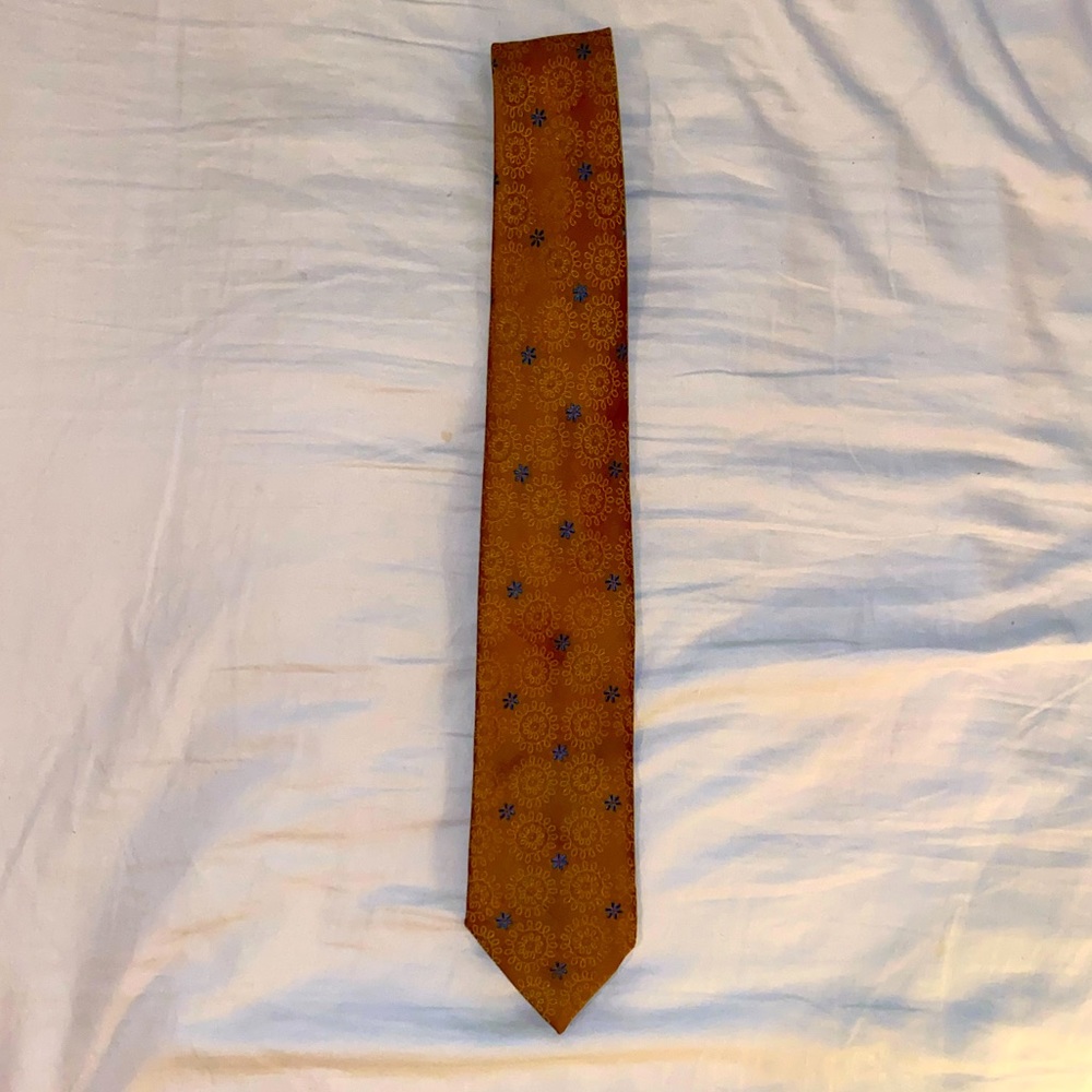 VINTAGE WEMBLEY TIE